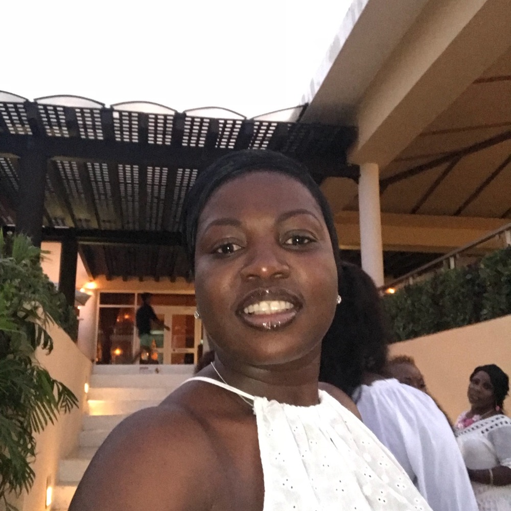 Meet your Posher, Agatha